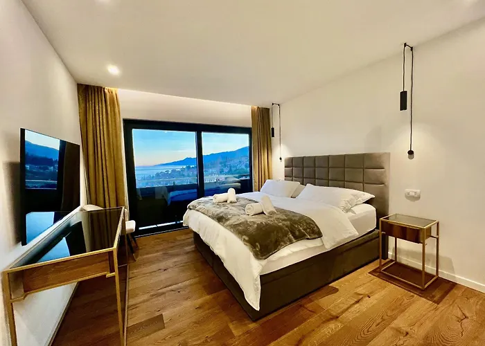 ヴィラ Blue View オパティヤ