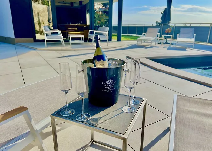 Blue View * オパティヤ