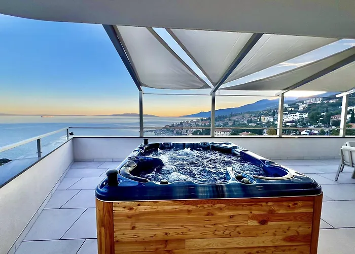 Blue View 오파티아